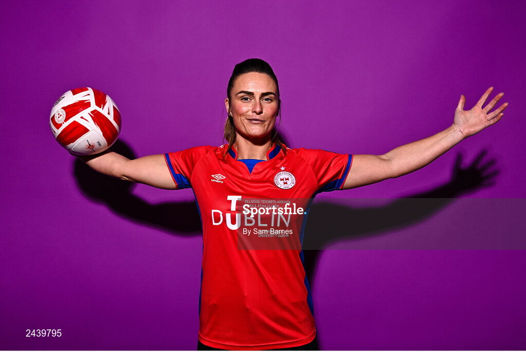 20 February 2023; Jemma Quinn poses for a portrait during a Shelbourne squad portrait session at Tolka Park in Dublin. Photo by Sam Barnes/Sportsfile