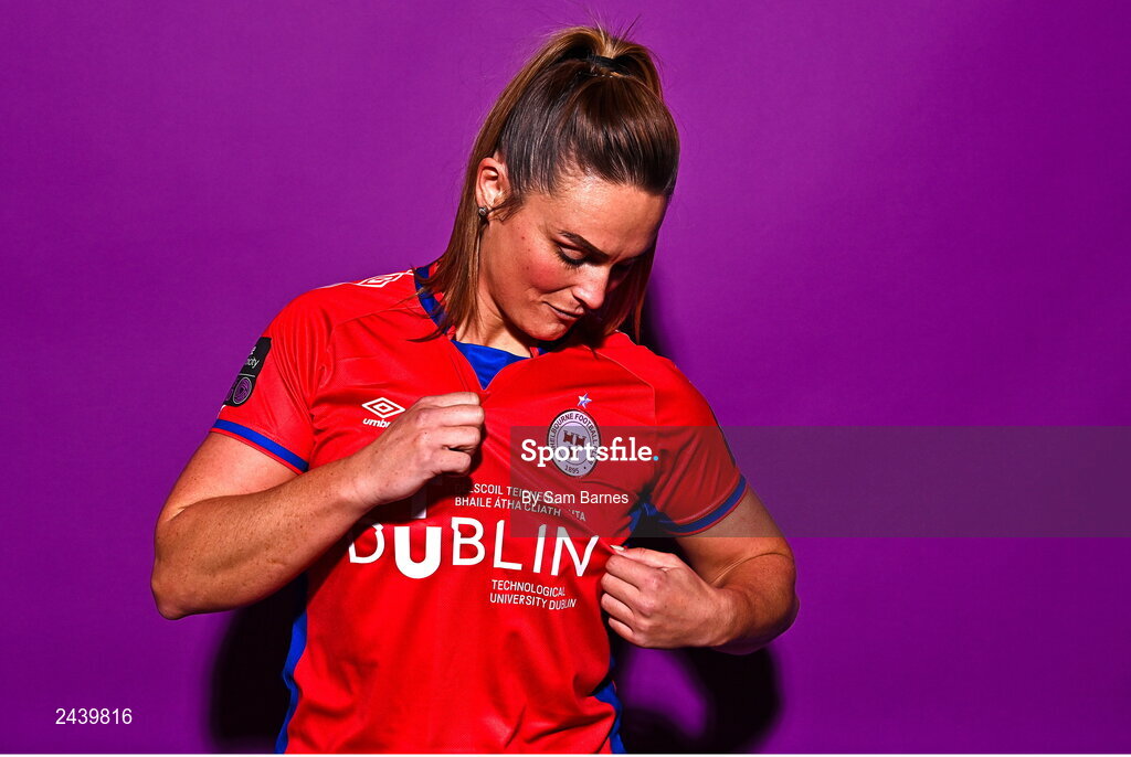 20 February 2023; Jemma Quinn poses for a portrait during a Shelbourne squad portrait session at Tolka Park in Dublin. Photo by Sam Barnes/Sportsfile