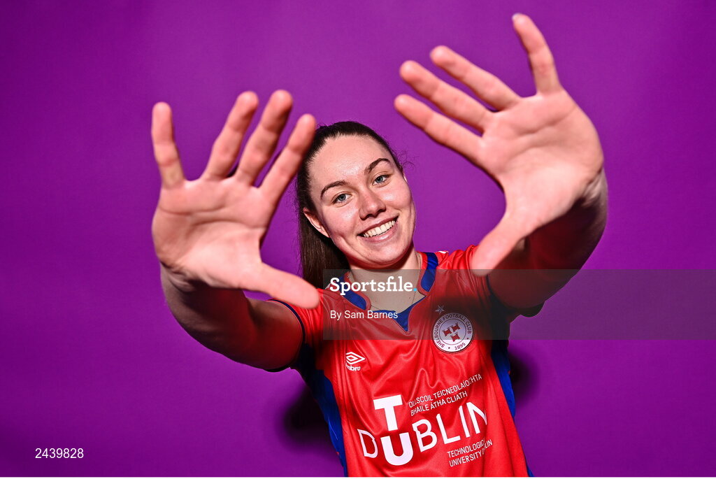 20 February 2023; Leah Doyle poses for a portrait during a Shelbourne squad portrait session at Tolka Park in Dublin. Photo by Sam Barnes/Sportsfile