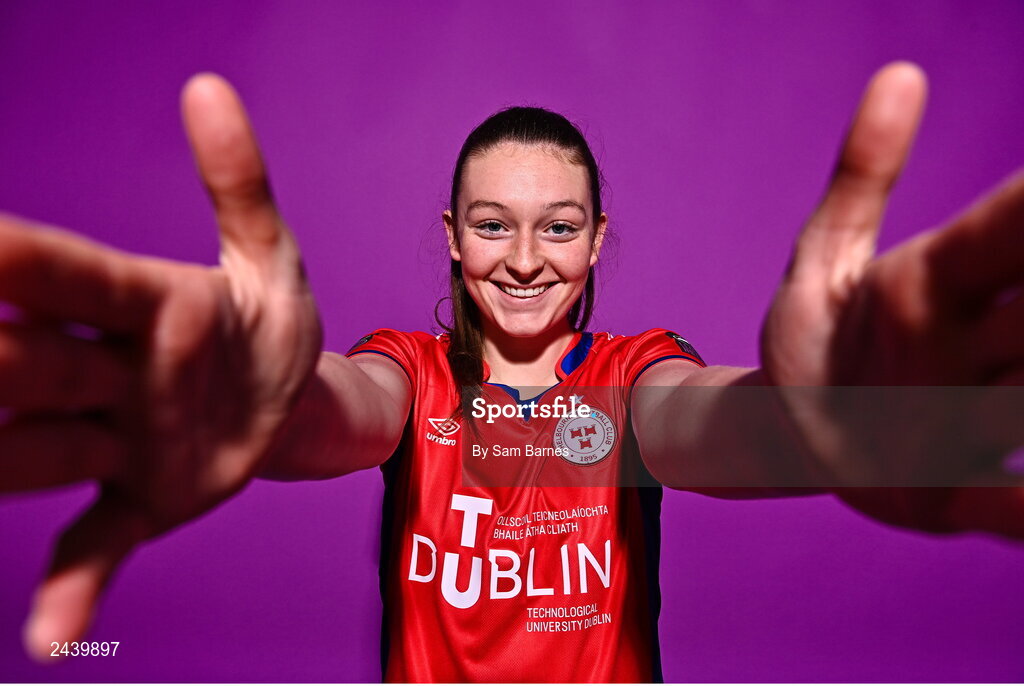 20 February 2023; Hannah Healy poses for a portrait during a Shelbourne squad portrait session at Tolka Park in Dublin. Photo by Sam Barnes/Sportsfile