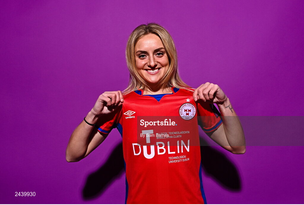 20 February 2023; Maggie Pierce poses for a portrait during a Shelbourne squad portrait session at Tolka Park in Dublin. Photo by Sam Barnes/Sportsfile