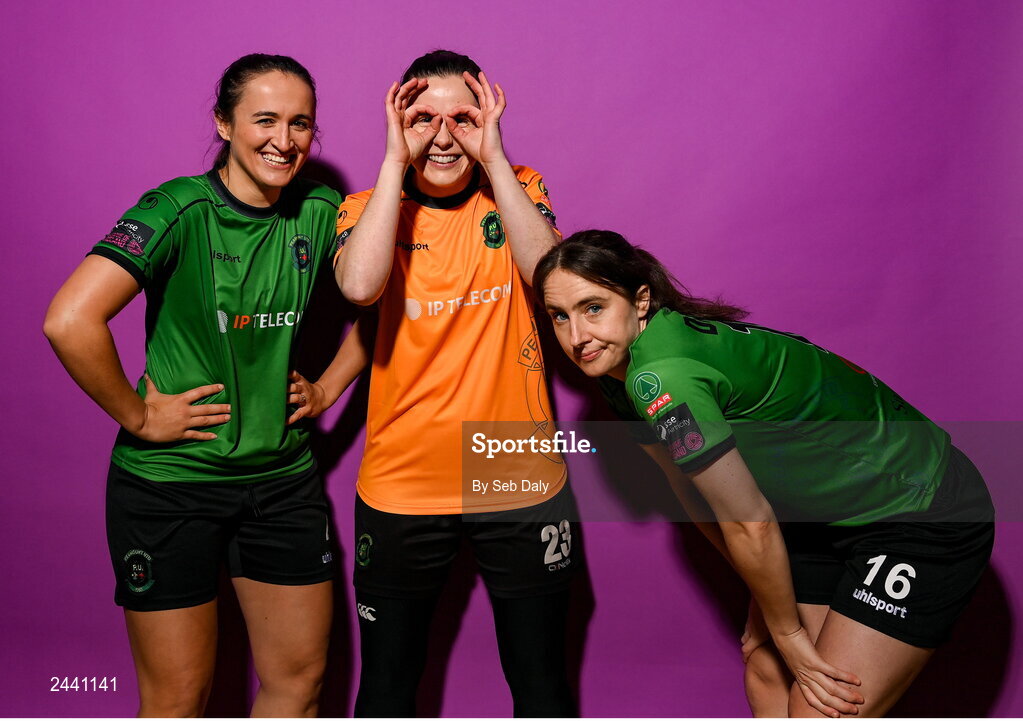 23 February 2023; Peamount United players, from left, Dora Gorman, Niamh Reid Burke and Karen Duggan pose for a portrait during a Peamount United squad portrait session at PRL Park in Greenogue, Dublin. Photo by Seb Daly/Sportsfile