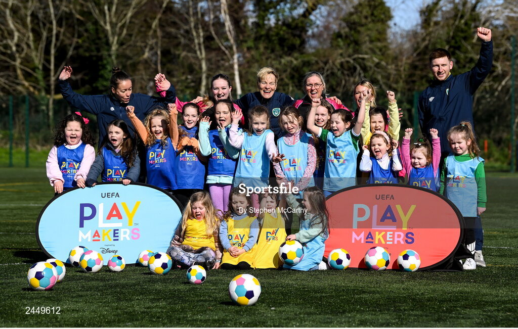 7 March 2023; Republic of Ireland Women's manager Vera Pauw and Pearl Slattery, Programme Coordinator for Women's Football, FAI, left, with Hartstown Huntstown FC players and coaches at the launch of UEFA Disney Playmakers 2023 at Hartstown Huntstown Football Club in Dublin. Photo by Stephen McCarthy/Sportsfile