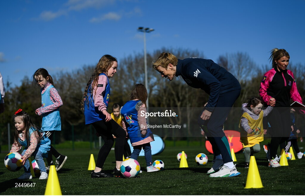 7 March 2023; Sophie Bastick Byrne and Republic of Ireland Women's manager Vera Pauw at the launch of UEFA Disney Playmakers 2023 at Hartstown Huntstown Football Club in Dublin. Photo by Stephen McCarthy/Sportsfile