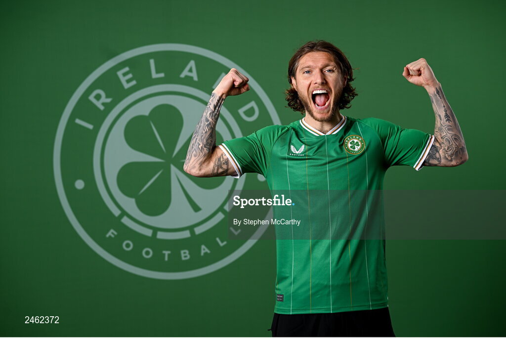 19 March 2023; Jeff Hendrick poses for a portrait during a Republic of Ireland squad portrait session at Castleknock Hotel in Dublin. Photo by Stephen McCarthy/Sportsfile