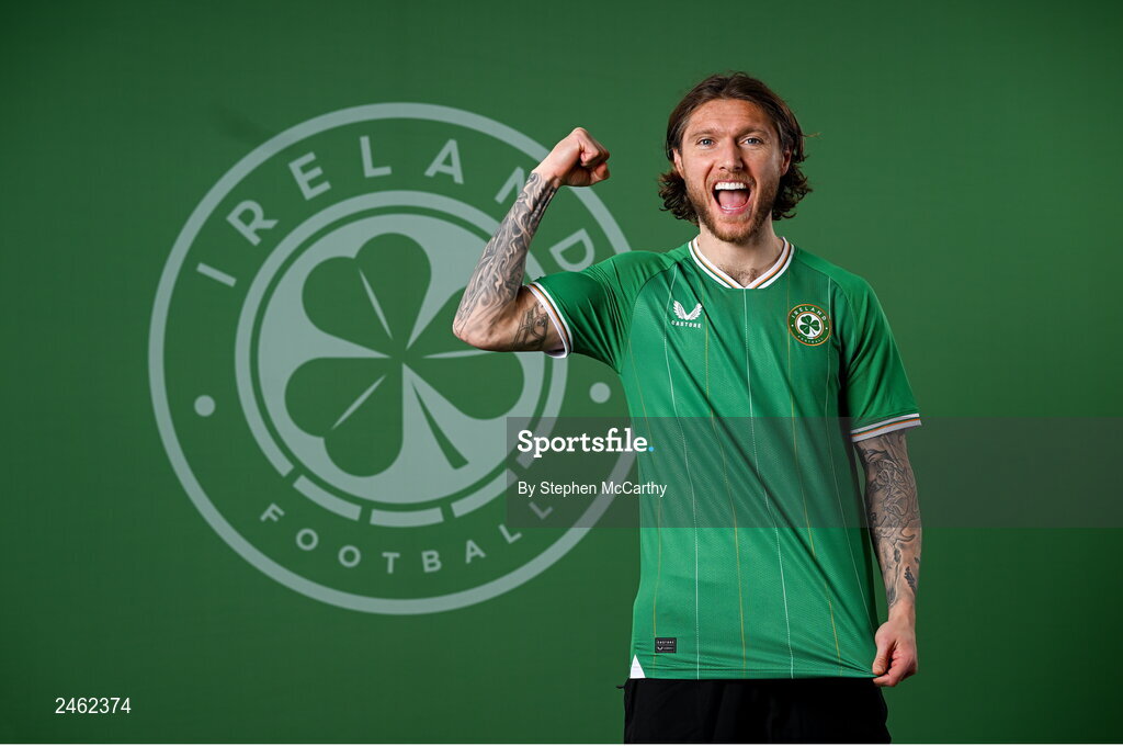 19 March 2023; Jeff Hendrick poses for a portrait during a Republic of Ireland squad portrait session at Castleknock Hotel in Dublin. Photo by Stephen McCarthy/Sportsfile