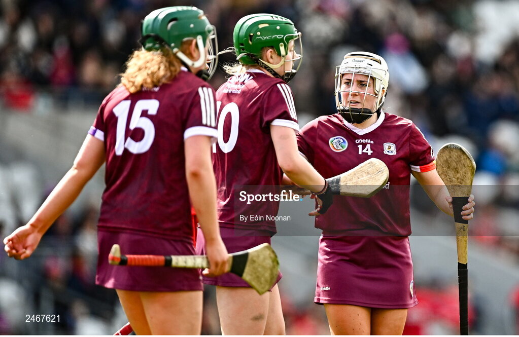 26 March 2023; Ailish O'Reilly of Galway celebrates with teammates after their side's victory in the Very Camogie League Division 1A match between Kilkenny and Galway at Páirc Ui Chaoimh in Cork. Photo by Eóin Noonan/Sportsfile