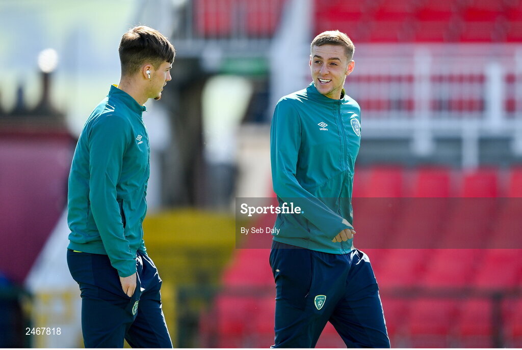 26 March 2023; Killian Phillips, right, and Josh Keeley of Republic of Ireland before the Under-21 international friendly match between Republic of Ireland and Iceland at Turners Cross in Cork. Photo by Seb Daly/Sportsfile