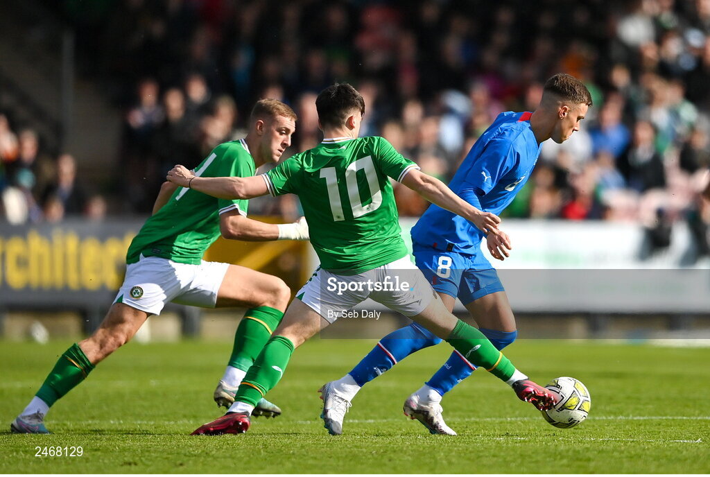 26 March 2023; Andri Fannar Baldursson of Iceland in action against Andrew Moran, 10, and Killian Phillips of Republic of Ireland during the Under-21 international friendly match between Republic of Ireland and Iceland at Turners Cross in Cork. Photo by Seb Daly/Sportsfile