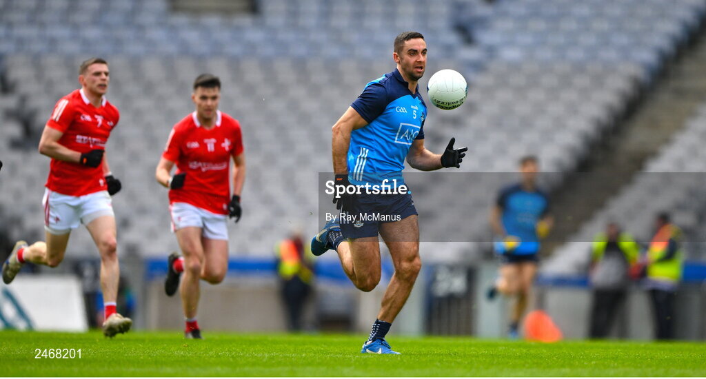 26 March 2023; James McCarthy of Dublin bursts through the Louth defence during the Allianz Football League Division 2 match between Dublin and Louth at Croke Park in Dublin. Photo by Ray McManus/Sportsfile