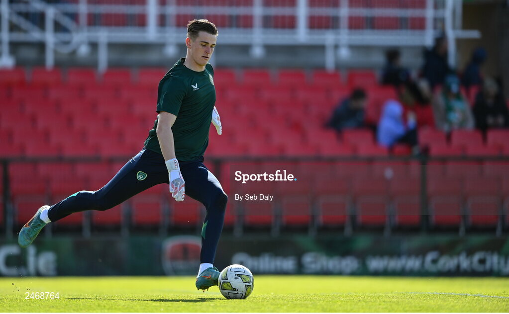 26 March 2023; Republic of Ireland goalkeeper Tiernan Brooks before the Under-21 international friendly match between Republic of Ireland and Iceland at Turners Cross in Cork. Photo by Seb Daly/Sportsfile