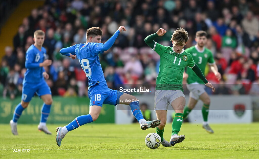 26 March 2023; Ollie O’Neill of Republic of Ireland in action against Andri Hoti of Iceland during the Under-21 international friendly match between Republic of Ireland and Iceland at Turners Cross in Cork. Photo by Seb Daly/Sportsfile