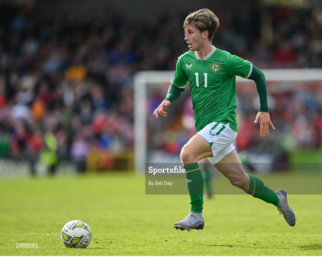 26 March 2023; Ollie O’Neill of Republic of Ireland during the Under-21 international friendly match between Republic of Ireland and Iceland at Turners Cross in Cork. Photo by Seb Daly/Sportsfile