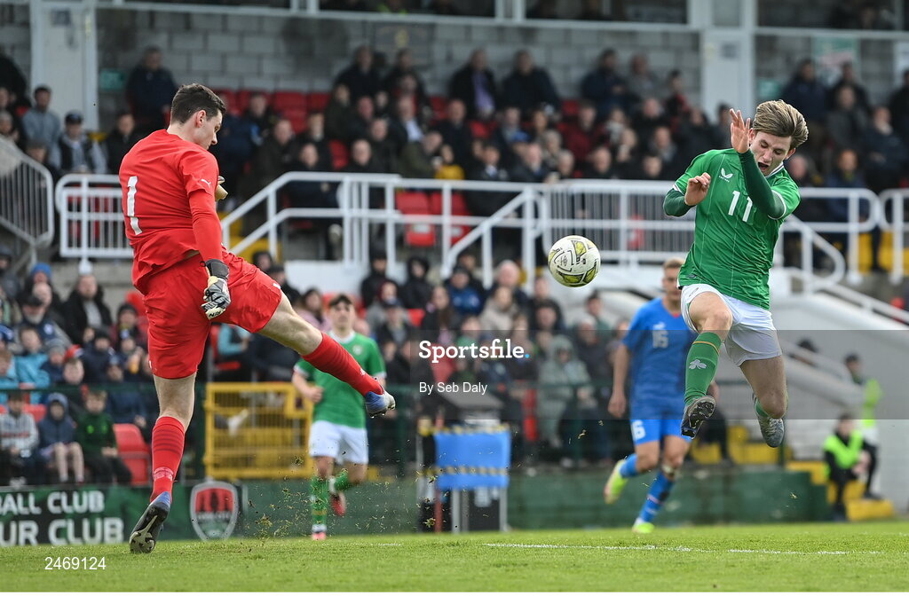 26 March 2023; Ollie O’Neill of Republic of Ireland in action against Olafur Kristofer Helgason of Iceland during the Under-21 international friendly match between Republic of Ireland and Iceland at Turners Cross in Cork. Photo by Seb Daly/Sportsfile