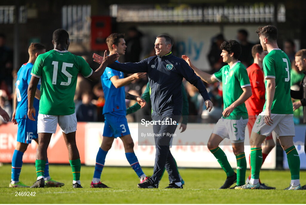 26 March 2023; Republic of Ireland manager Jim Crawford shakes hands with Sinclair Armstrong after the Under-21 international friendly match between Republic of Ireland and Iceland at Turner's Cross in Cork. Photo by Michael P Ryan/Sportsfile