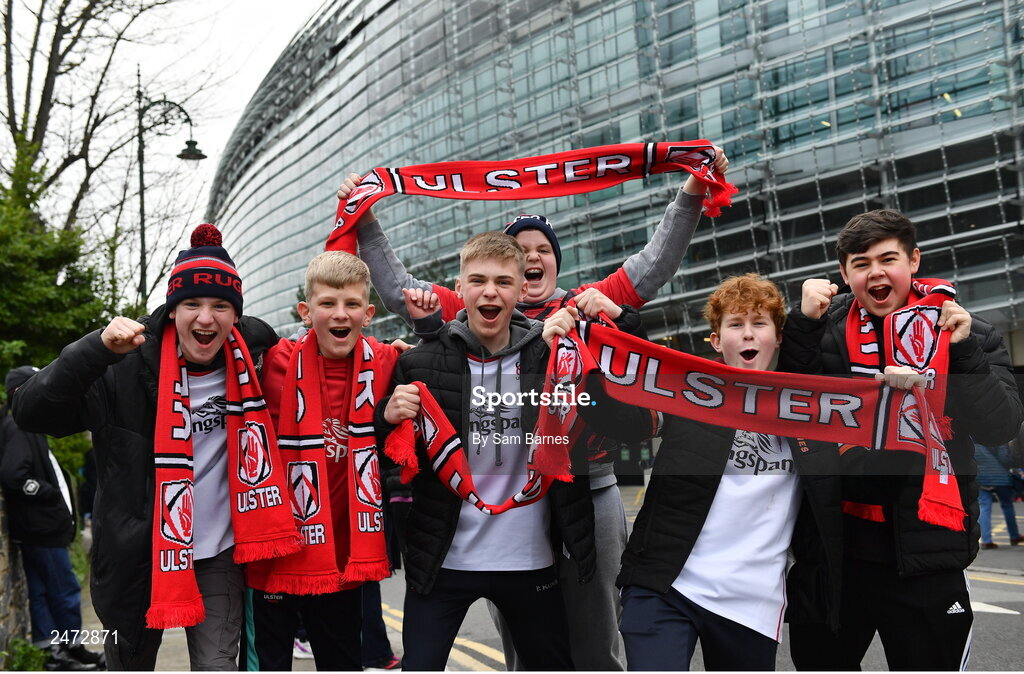 1 April 2023; Ulster supporters, from left, Matthew McClean, Noah Adamson, Mathew McIlwrath, Benjamin Coppens, Daniel McMullan and Jake Green before the Heineken Champions Cup Round of 16 match between Leinster and Ulster at Aviva Stadium in Dublin. Photo by Sam Barnes/Sportsfile