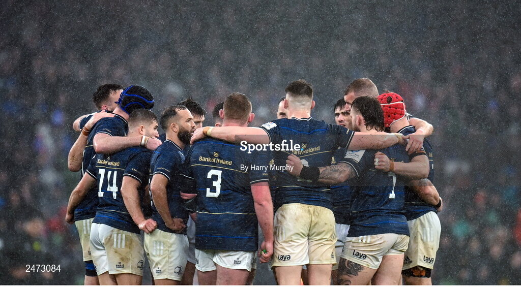 1 April 2023; Leinster players huddle during the Heineken Champions Cup Round of 16 match between Leinster and Ulster at the Aviva Stadium in Dublin. Photo by Harry Murphy/Sportsfile