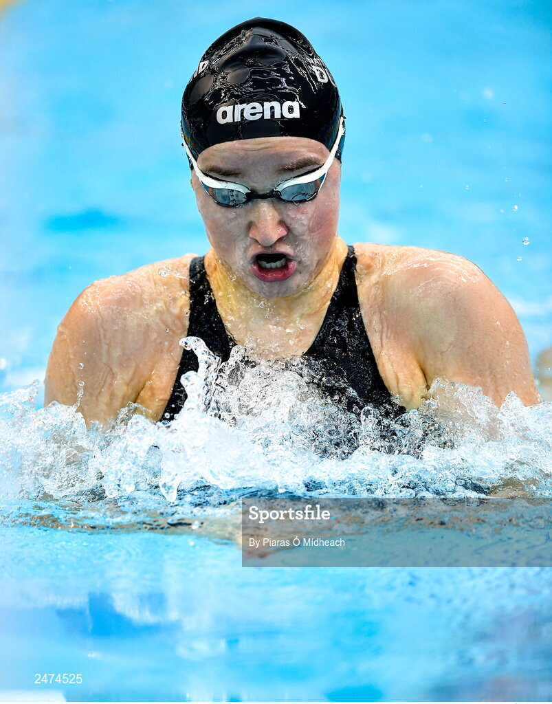 3 April 2023; Niamh Coyne of NCD Tallaght competes in the Women 13 & Over 50 LC metre breaststroke heats during day three of the Swim Ireland Irish Open Swimming Championships at the National Aquatic Centre in Dublin. Photo by Piaras Ó Mídheach/Sportsfile