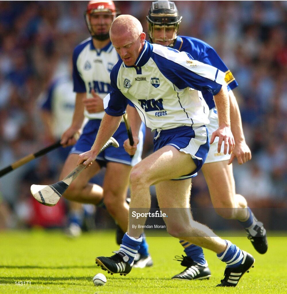 6 June 2004; John Mullane, Waterford, in action against Paul Curran, Tipperary. Guinness Munster Senior Hurling Championship semi-final, Tipperary v Waterford, Pairc Ui Chaoimh, Cork. Picture credit; Brendan Moran / SPORTSFILE