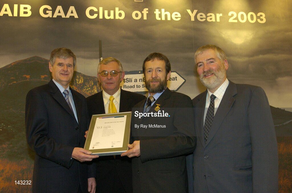 2 February 2004; At the AIB GAA Club of the Year Awards 2003 in Croke Park are members of Confrey GAA Club, Kildare, with Sean Kelly, President of the GAA. Croke Park, Dublin. Picture credit; Ray McManus / SPORTSFILE