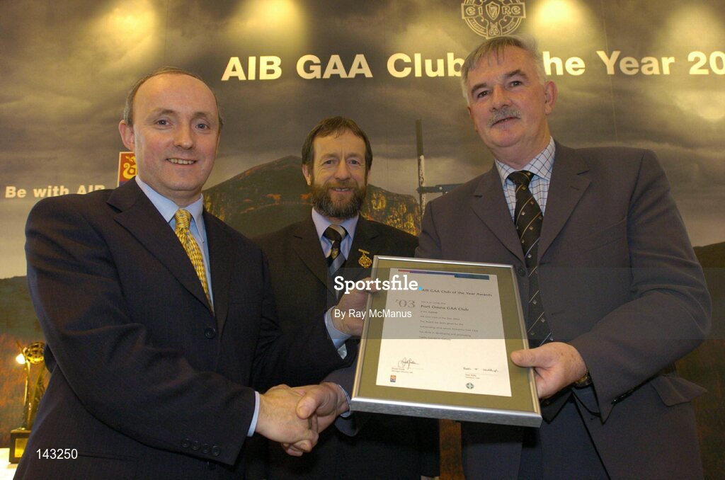 2 February 2004; At the AIB GAA Club of the Year Awards 2003 in Croke Park are, from left, Donal Forde, Managing Director, AIB, Sean Kelly, President of the GAA and Martin Carty, Chairman, Portumna GAA Club, who won the Galway Club of the Year Award. Croke Park, Dublin. Picture credit; Ray McManus / SPORTSFILE