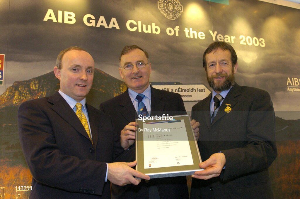 2 February 2004; At the AIB GAA Club of the Year Awards 2003 in Croke Park are, from left, Donal Forde, Managing Director, AIB, John Brady, Chairman, St. Jude's GAA Club, who won the Dublin Club of the Year Award and Sean Kelly, President of the GAA. Croke Park, Dublin. Picture credit; Ray McManus / SPORTSFILE
