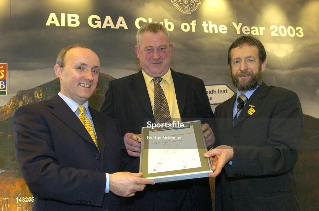 2 February 2004; At the AIB GAA Club of the Year Awards 2003 in Croke Park are, from left, Donal Forde, Managing Director, AIB, Pat Kearney, Shamrocks GAA Club, who won the Offaly Club of the Year Award and Sean Kelly, President of the GAA. Croke Park, Dublin. Picture credit; Ray McManus / SPORTSFILE