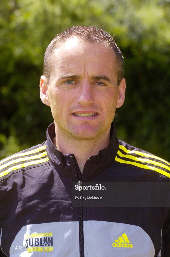 29 May 2004; Adidas Irish Runner Challenge Athlete Noel Kelly. Phoenix Park, Dublin. Picture credit; Ray McManus / SPORTSFILE