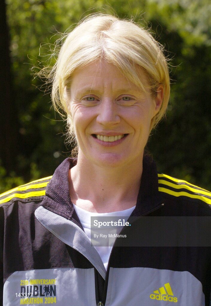 29 May 2004; Adidas Irish Runner Challenge Athlete Joanne Power. Phoenix Park, Dublin. Picture credit; Ray McManus / SPORTSFILE
