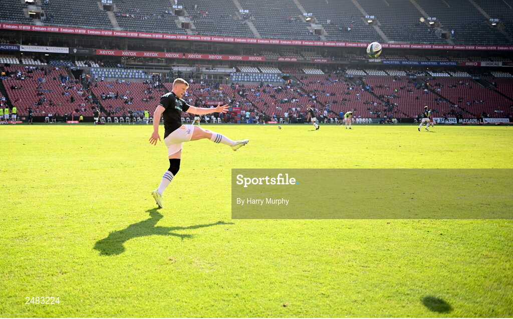 15 April 2023; Tommy O'Brien of Leinster warms up before the United Rugby Championship match between Emirates Lions and Leinster at Emirates Airlines Park in Johannesburg, South Africa. Photo by Harry Murphy/Sportsfile
