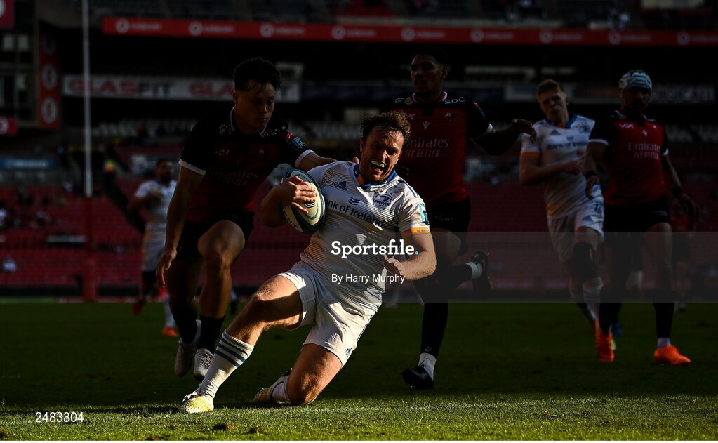 15 April 2023; Liam Turner of Leinster on his way to scoring his side's second try during the United Rugby Championship match between Emirates Lions and Leinster at Emirates Airlines Park in Johannesburg, South Africa. Photo by Harry Murphy/Sportsfile