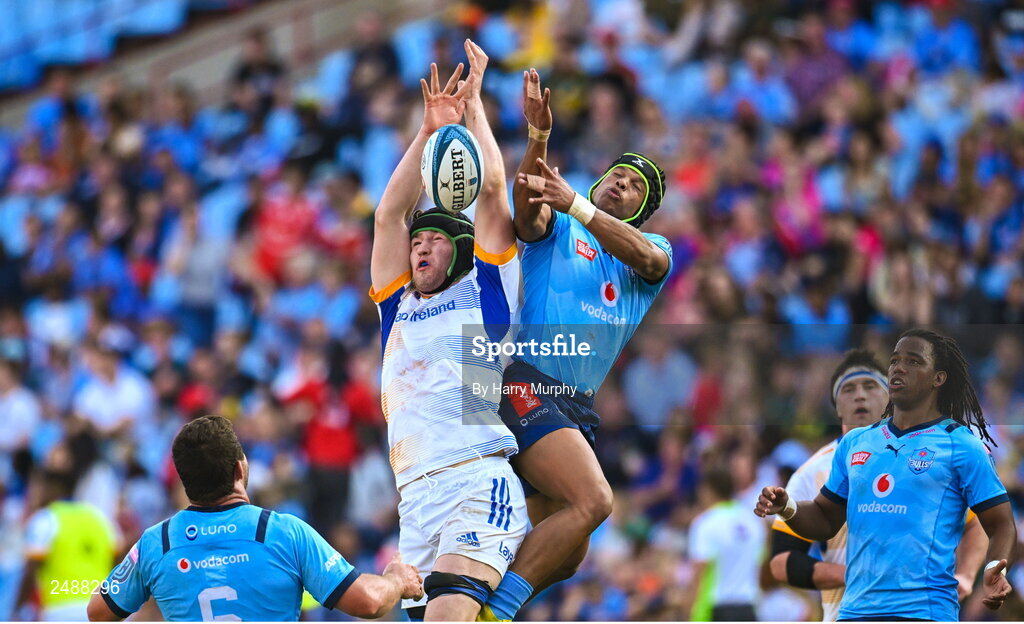 22 April 2023; James Culhane of Leinster contests a high ball with Kurt-Lee Arendse of Vodacom Bulls during the United Rugby Championship match between Vodacom Bulls and Leinster at Loftus Versfeld Stadium in Pretoria, South Africa. Photo by Harry Murphy/Sportsfile