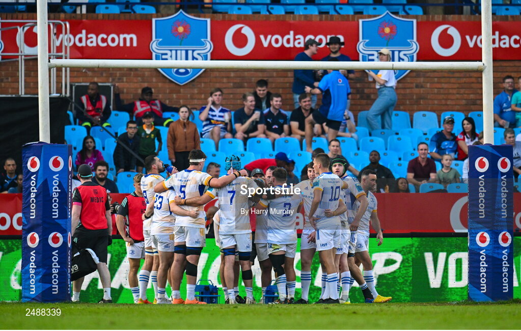 22 April 2023; Leinster players huddle during the United Rugby Championship match between Vodacom Bulls and Leinster at Loftus Versfeld Stadium in Pretoria, South Africa. Photo by Harry Murphy/Sportsfile