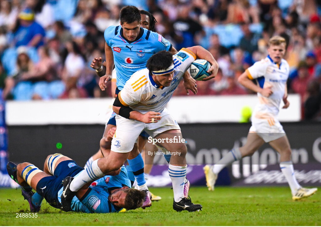 22 April 2023; Thomas Clarkson of Leinster evades the tackle of Ruan Nortje of Vodacom Bulls during the United Rugby Championship match between Vodacom Bulls and Leinster at Loftus Versfeld Stadium in Pretoria, South Africa. Photo by Harry Murphy/Sportsfile