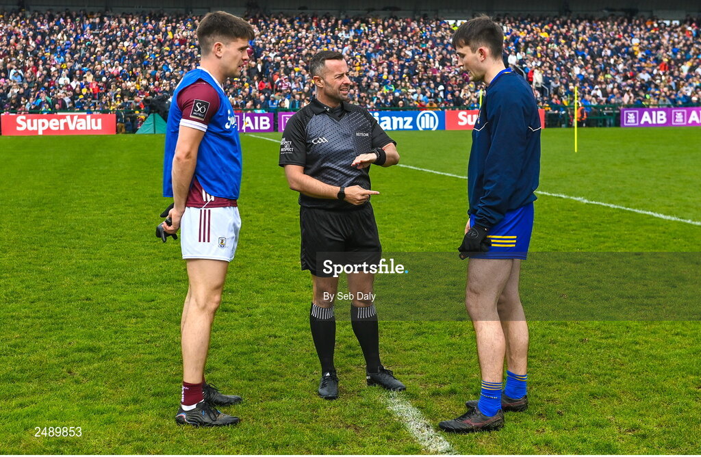 23 April 2023; Referee David Gough with team captains Seán Kelly of Galway, left, and Brian Stack of Roscommon before the Connacht GAA Football Senior Championship Semi-Final match between Roscommon and Galway at Dr Hyde Park in Roscommon. Photo by Seb Daly/Sportsfile