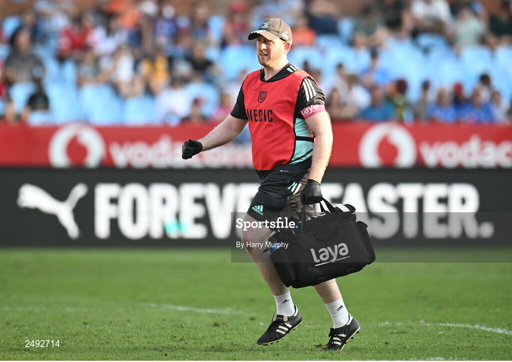 22 April 2023; Leinster lead academy physiotherapist Darren Hickey during the United Rugby Championship match between Vodacom Bulls and Leinster at Loftus Versfeld Stadium in Pretoria, South Africa. Photo by Harry Murphy/Sportsfile