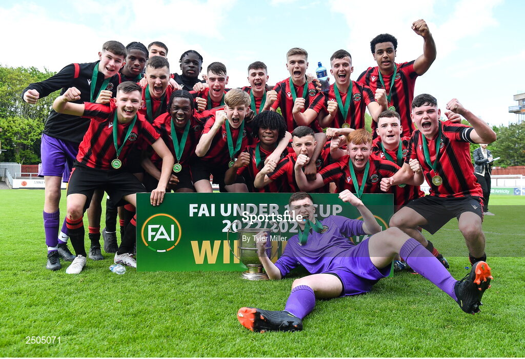 6 May 2023; Cherry Orchard FC players celebrate with the cup after their side's victory in the FAI Under 17 Cup Final 2022/23 match between Cherry Orchard FC and St Kevin’s Boys FC at Richmond Park in Dublin. Photo by Tyler Miller/Sportsfile
