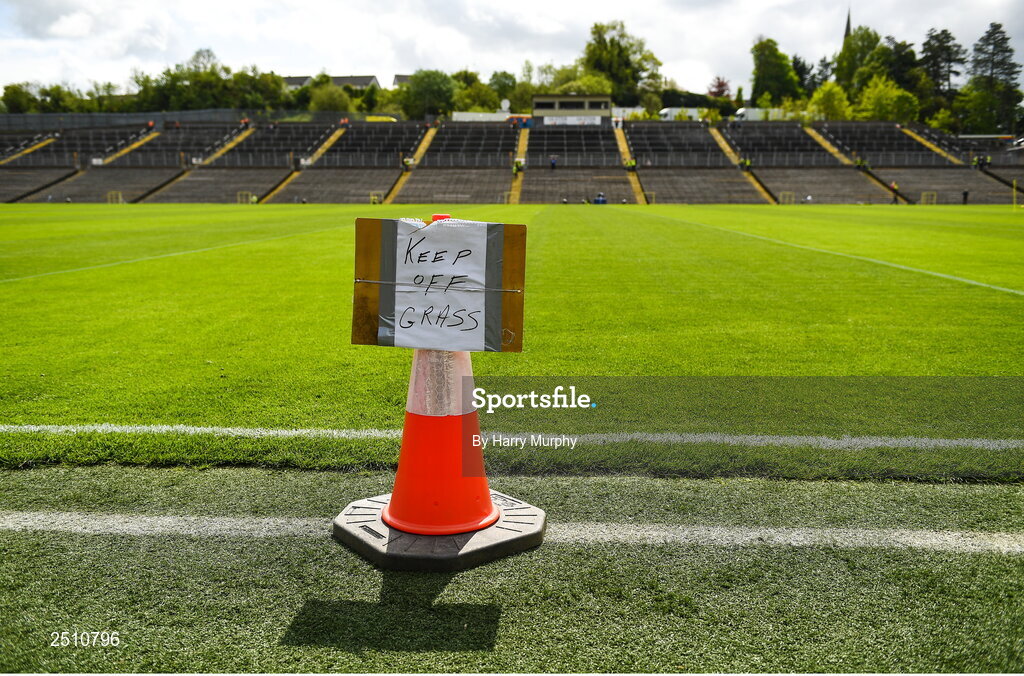 14 May 2023; A sign to keep off the grass is seen before the Ulster GAA Football Senior Championship Final match between Armagh and Derry at St Tiernach’s Park in Clones, Monaghan. Photo by Harry Murphy/Sportsfile