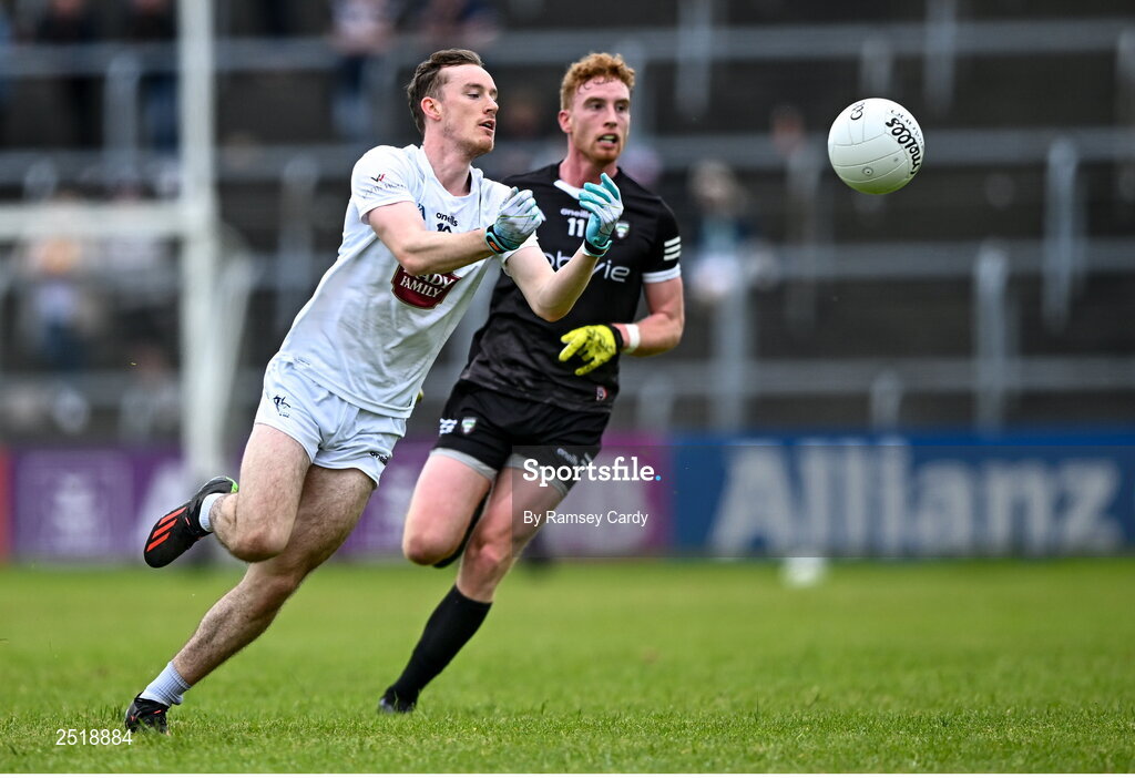 21 May 2023; Paddy McDermott of Kildare in action against Sean Carrabine of Sligo during the GAA Football All-Ireland Senior Championship Round 1 match between Sligo and Kildare at Markievicz Park in Sligo. Photo by Ramsey Cardy/Sportsfile