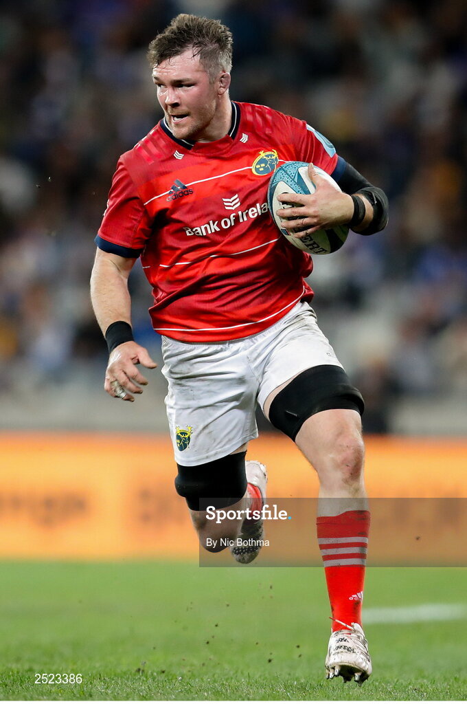 27 May 2023; Peter O'Mahony of Munster in action during the United Rugby Championship Final match between DHL Stormers and Munster at DHL Stadium in Cape Town, South Africa. Photo by Nic Bothma/Sportsfile