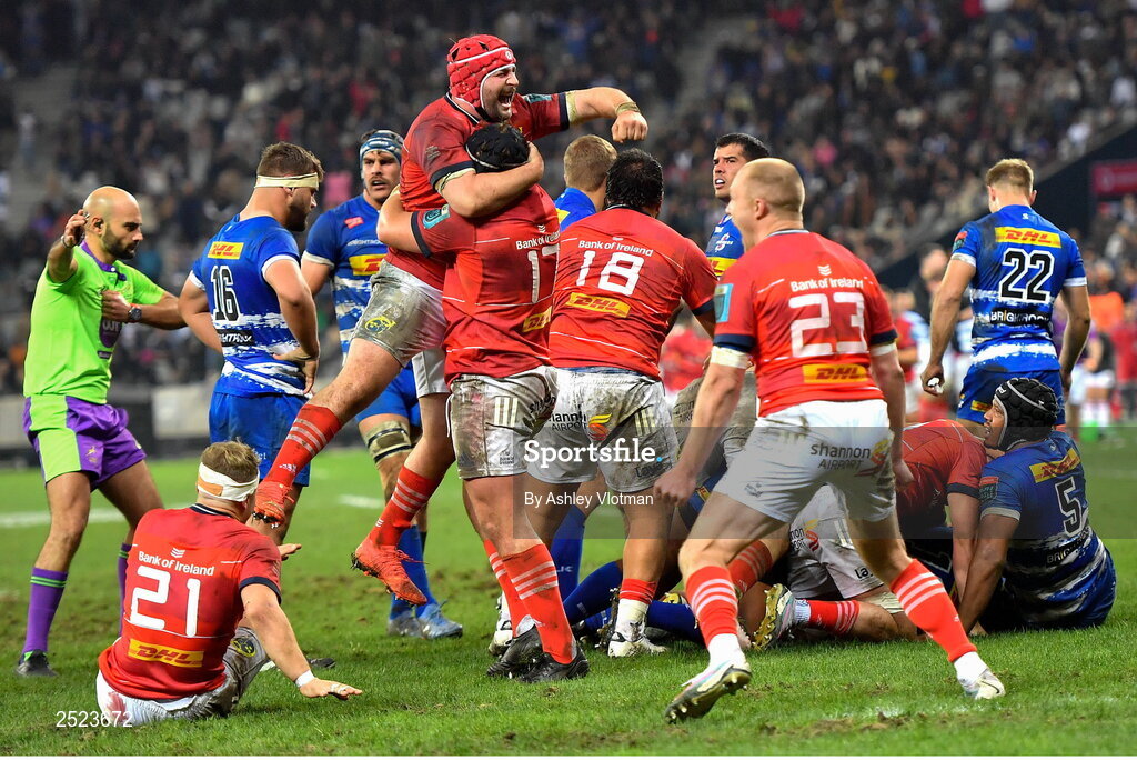 27 May 2023; Munstr players, from left, John Hodnett, Josh Wycherley and Keith Earls celebrate at the final whistle of the United Rugby Championship Final match between DHL Stormers and Munster at DHL Stadium in Cape Town, South Africa. Photo by Ashley Vlotman/Sportsfile