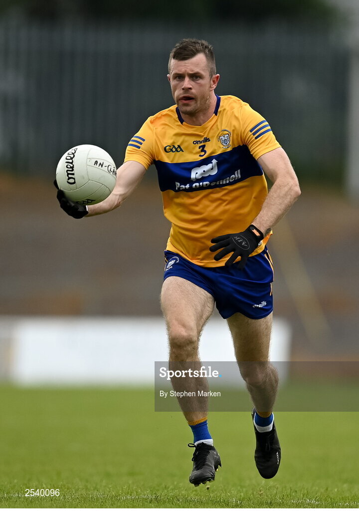 17 June 2023; Ciaran Russell of Clare during the GAA Football All-Ireland Senior Championship Round 3 match between Derry and Clare at Glennon Brothers Pearse Park in Longford. Photo by Stephen Marken/Sportsfile