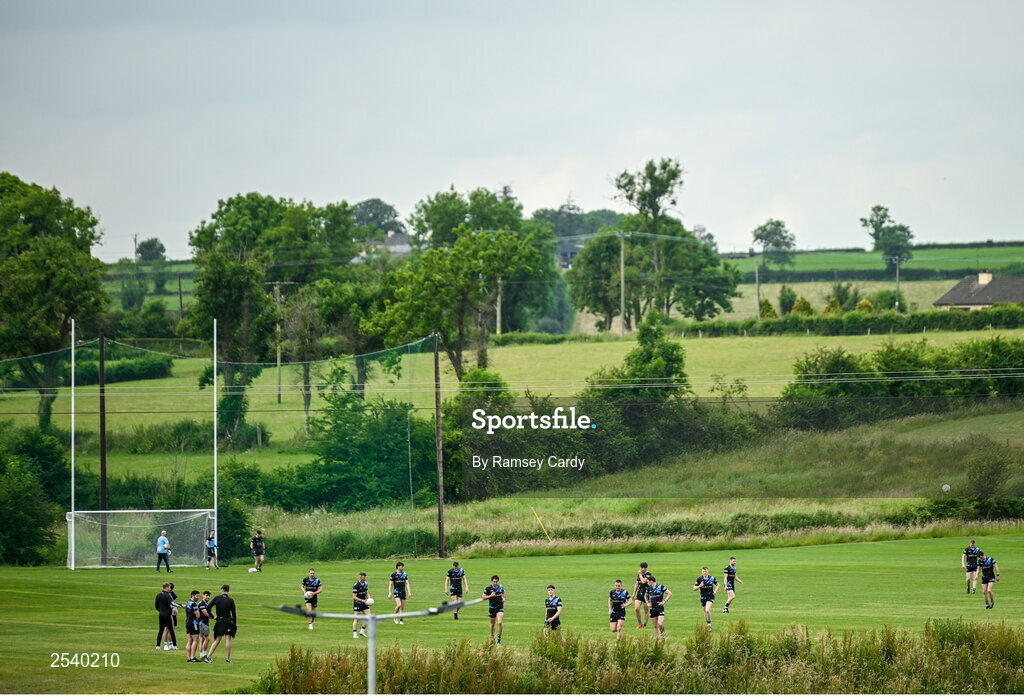 18 June 2023; The Sligo team warm-up before the GAA Football All-Ireland Senior Championship Round 3 match between Dublin and Sligo at Kingspan Breffni in Cavan. Photo by Ramsey Cardy/Sportsfile