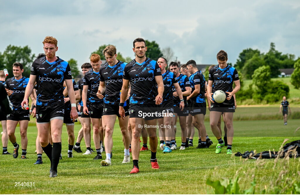 18 June 2023; Sean Carrabine, left, and Niall Murphy of Sligo return from their warm-up before the GAA Football All-Ireland Senior Championship Round 3 match between Dublin and Sligo at Kingspan Breffni in Cavan. Photo by Ramsey Cardy/Sportsfile