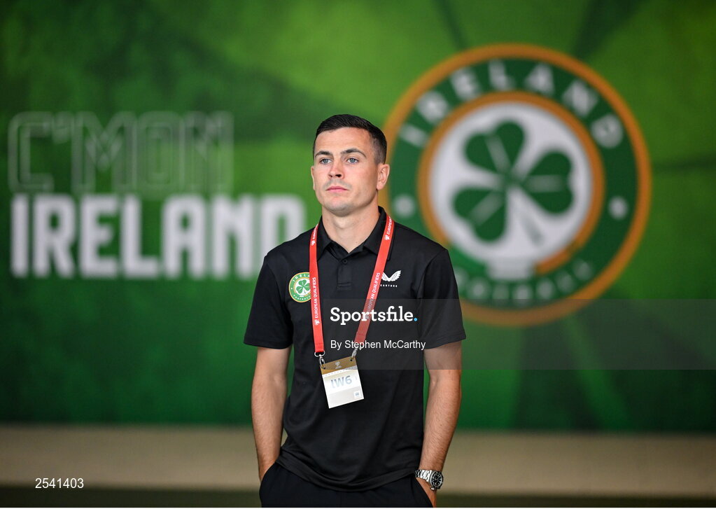 19 June 2023; Josh Cullen of Republic of Ireland arrives before the UEFA EURO 2024 Championship qualifying group B match between Republic of Ireland and Gibraltar at the Aviva Stadium in Dublin. Photo by Stephen McCarthy/Sportsfile