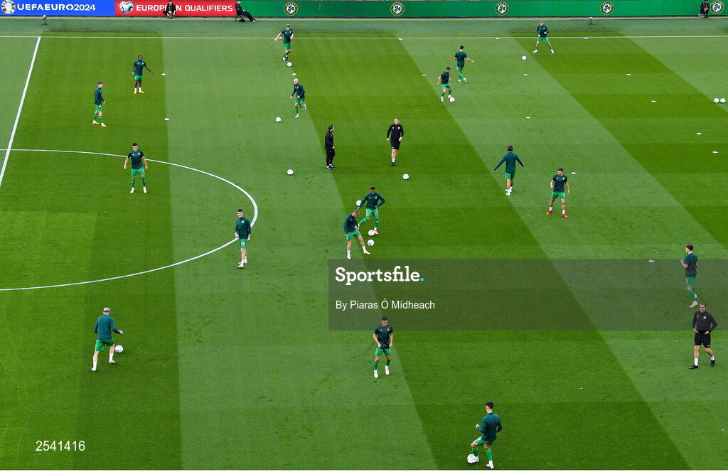 19 June 2023; Republic of Ireland players warm up before the UEFA EURO 2024 Championship qualifying group B match between Republic of Ireland and Gibraltar at the Aviva Stadium in Dublin. Photo by Piaras Ó Mídheach/Sportsfile