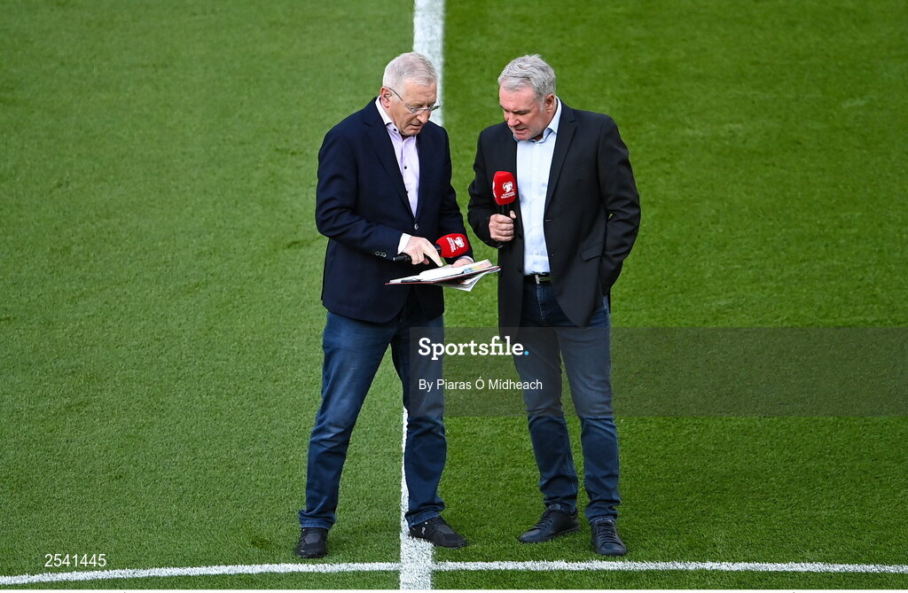 19 June 2023; Tony O'Donoghue, left, and Ray Houghton of RTÉ Sport before the UEFA EURO 2024 Championship qualifying group B match between Republic of Ireland and Gibraltar at the Aviva Stadium in Dublin. Photo by Piaras Ó Mídheach/Sportsfile