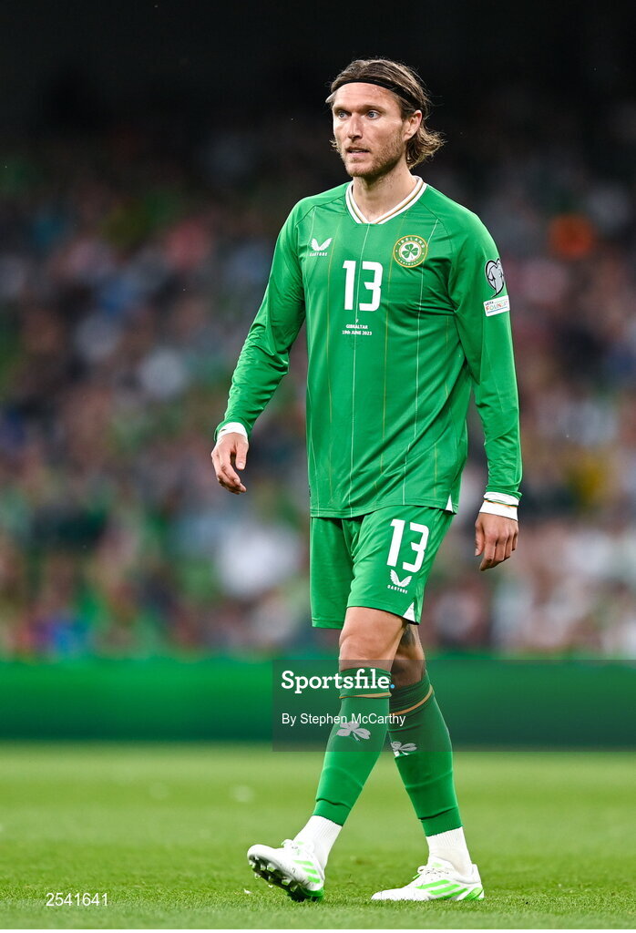 19 June 2023; Jeff Hendrick of Republic of Ireland during the UEFA EURO 2024 Championship qualifying group B match between Republic of Ireland and Gibraltar at the Aviva Stadium in Dublin. Photo by Stephen McCarthy/Sportsfile