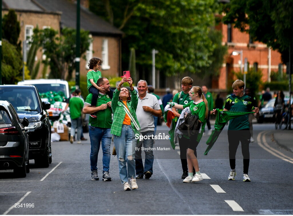 19 June 2023; Republic of Ireland supporters before the UEFA EURO 2024 Championship qualifying group B match between Republic of Ireland and Gibraltar at the Aviva Stadium in Dublin. Photo by Stephen Marken/Sportsfile