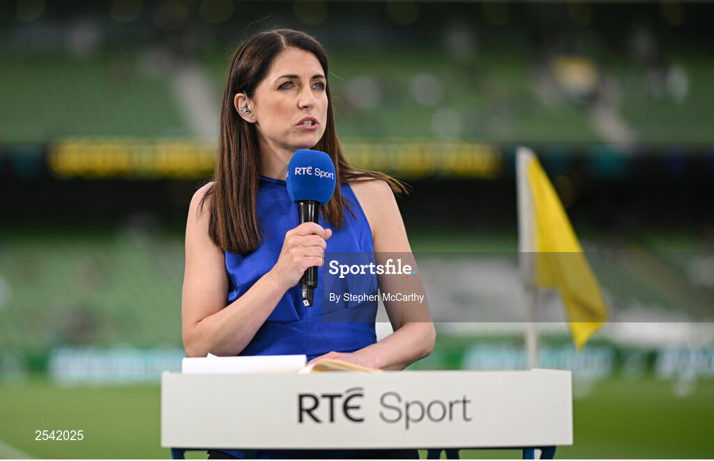 19 June 2023; RTÉ sport presenter Joanne Cantwell before the UEFA EURO 2024 Championship qualifying group B match between Republic of Ireland and Gibraltar at the Aviva Stadium in Dublin. Photo by Stephen McCarthy/Sportsfile